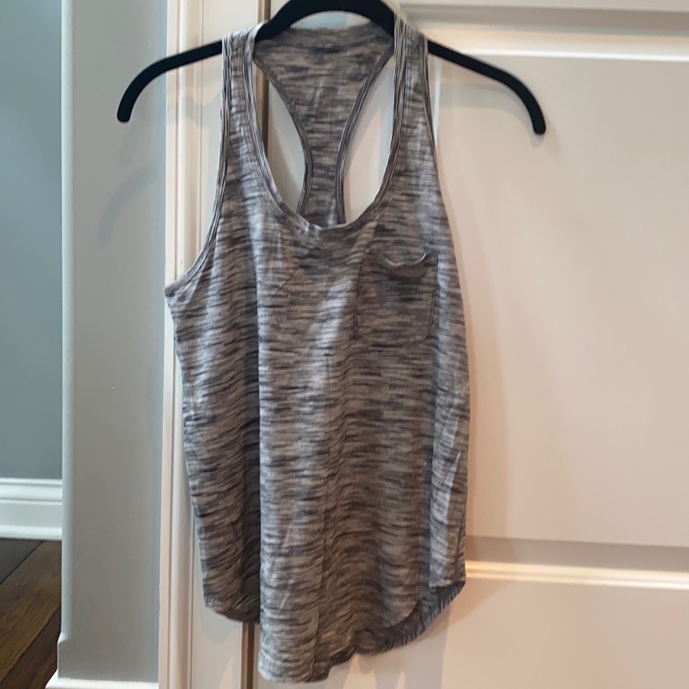 Lululemon workout tank